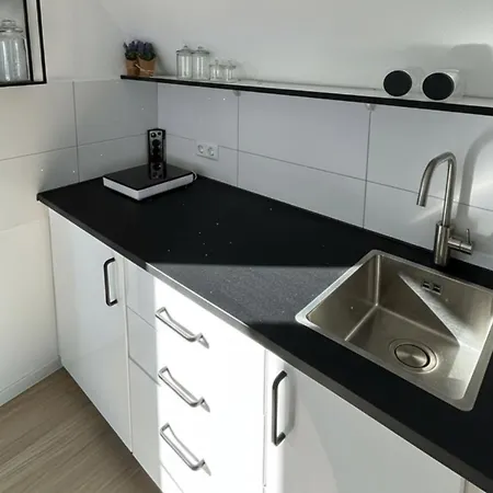 شقة Light-filled Top-floor In Karlsruhe-muehlburg - Apolonialiving - Apt4