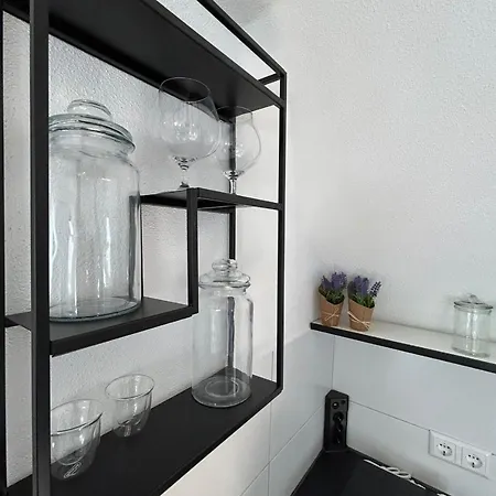 Light-filled Top-floor In Karlsruhe-muehlburg - Apolonialiving - Apt4 كارلسروه